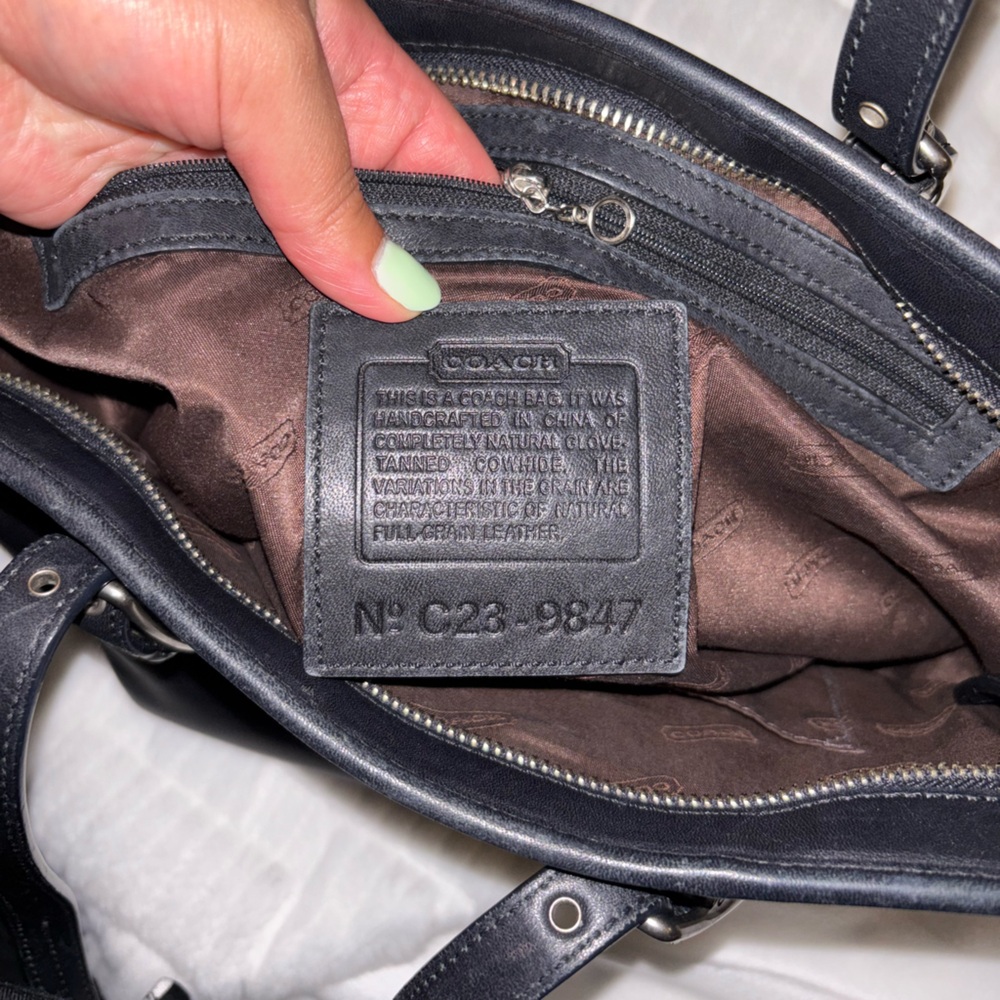 Vintage ✨ Coach Black Tote Medium Legacy 9847 - Picture 8 of 9